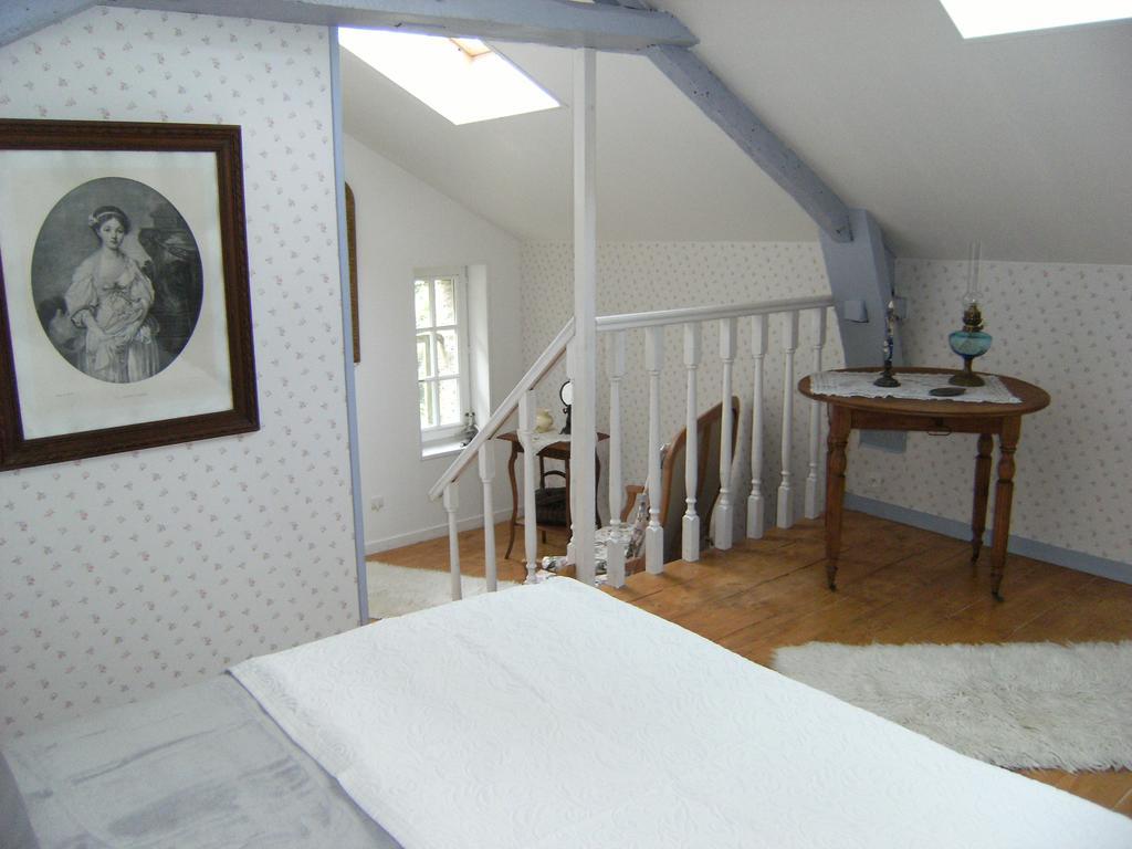 Bed and Breakfast Le Relais Du Mont Chauve Caumont-Sur-Aure Exteriér fotografie